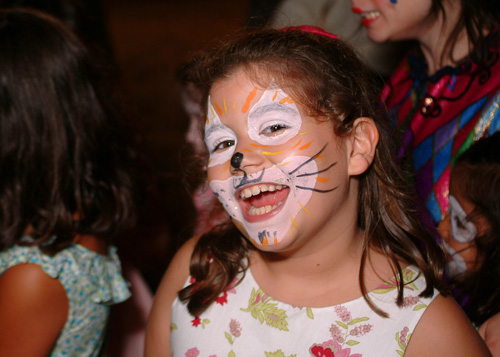 Little girl with lion makeup
