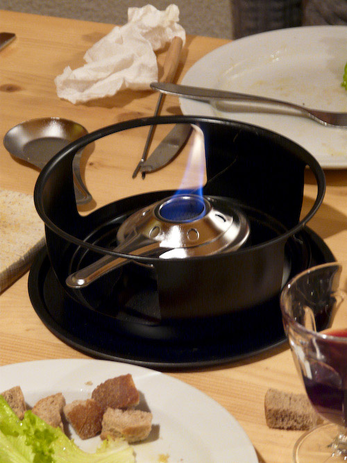 Warming the fondue